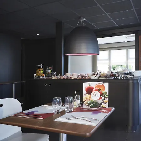 Campanile - Lomme Hotel 3*