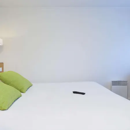 Hotel Campanile Nature - Lomme