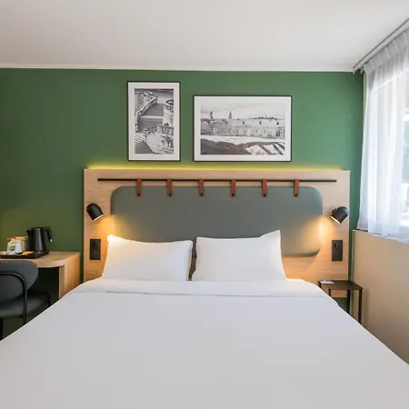 Campanile Nature - Lomme Hotel 3*