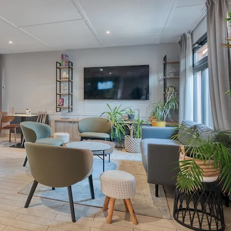 Hotel Campanile Nature - Lomme