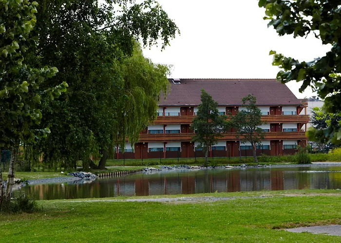 Campanile Nature - Lomme Hotel 3*