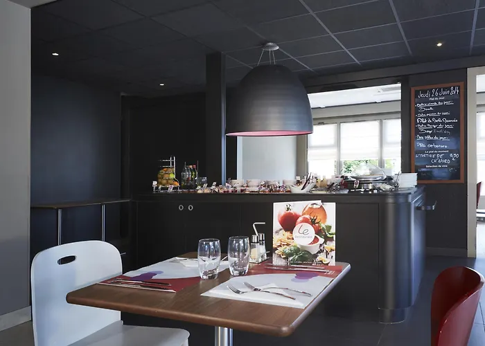 Campanile Nature - Lomme Hotel 3*