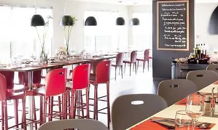 酒店 - 洛姆钟楼酒店 3*